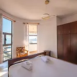 Panorama - Free Rooftop Pool Entry Sarandë
