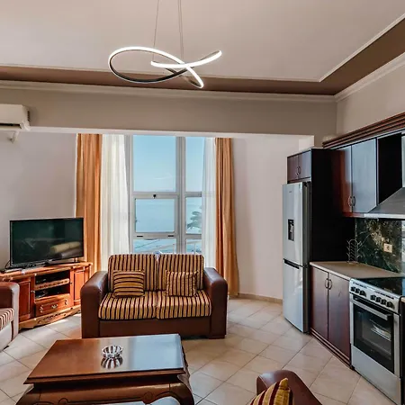 Panorama - Free Rooftop Pool Entry شقة ساراندا