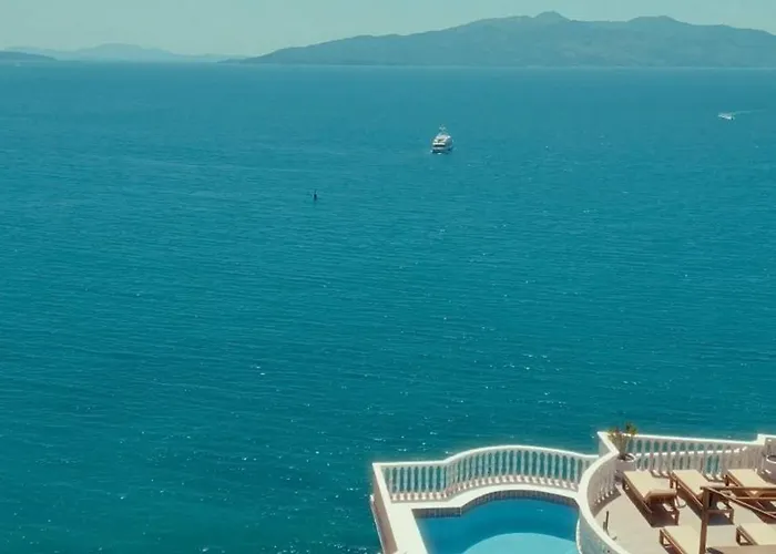 شقة Panorama - Free Rooftop Pool Entry ساراندا