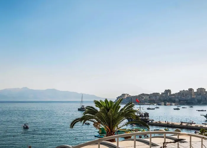 Panorama - Free Rooftop Pool Entry *